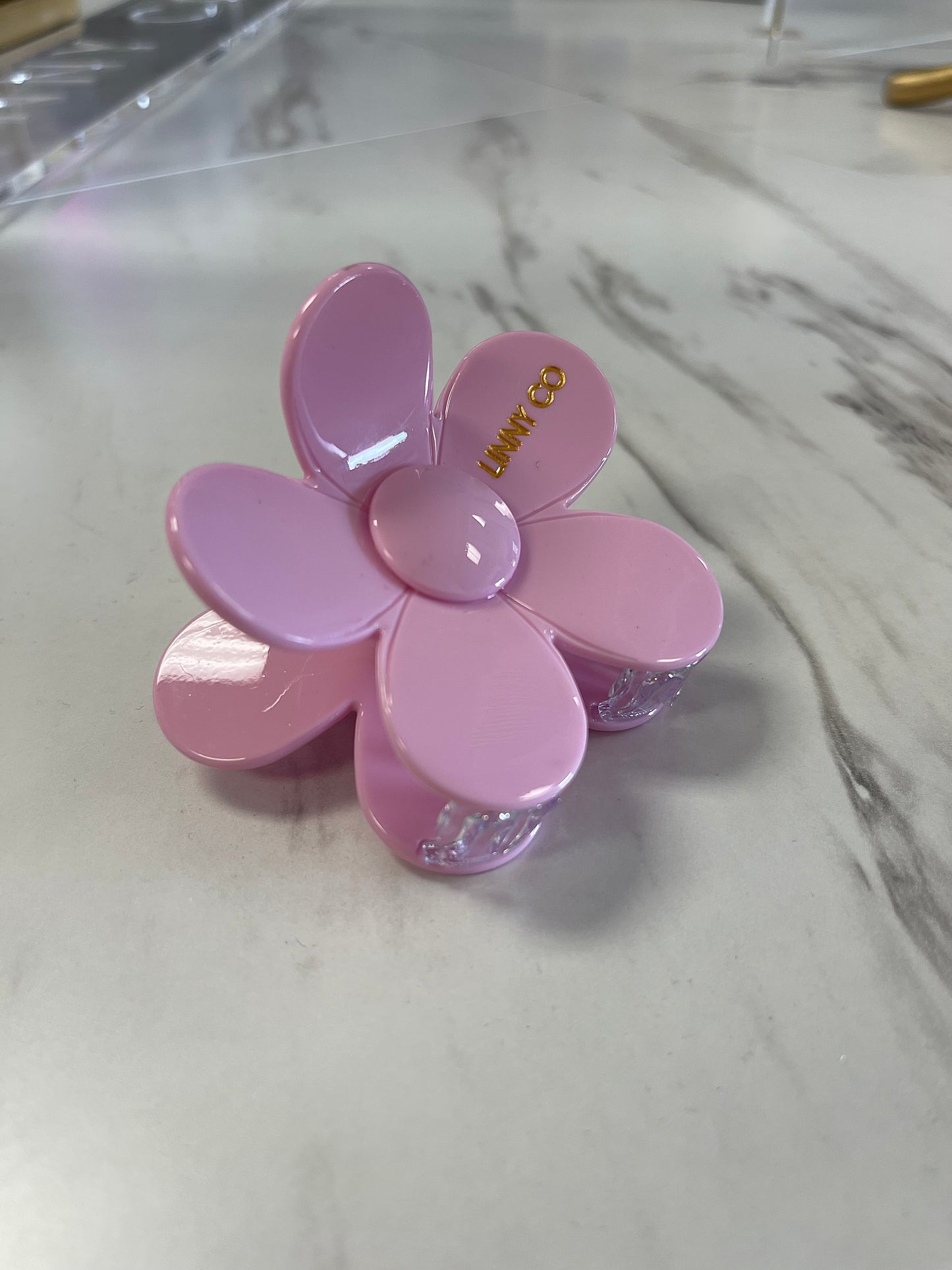 Linny Co Pink Flower Clip